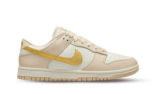 Nike Dunk Low Metallic Gold (W)